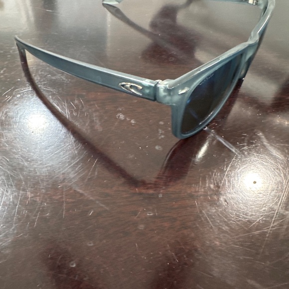 O’Neil Tow 2.0 105P Polarized Sunglasses Matte Grey/Blue - Picture 2 of 5